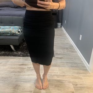 ✨3 for $25✨ Vince Camuto Pencil Skirt, Size Small